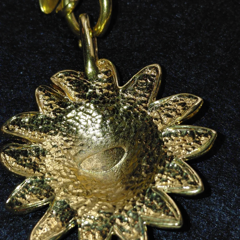 Chanel Vintage Gold Plated Leo Lion Sun CC Medallion Pendant Necklace